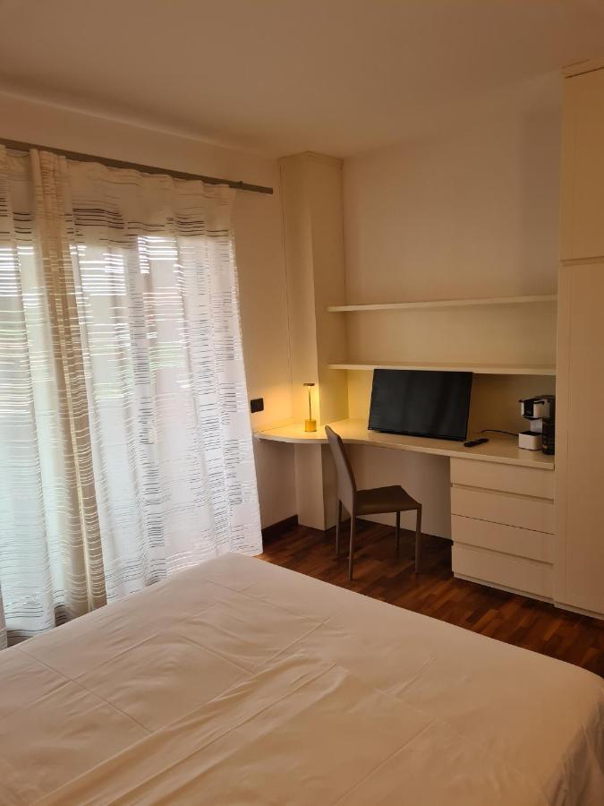 Bed & Breakfast Rezzonico บัสซาโน เดล กรัปปา ภายนอก รูปภาพ